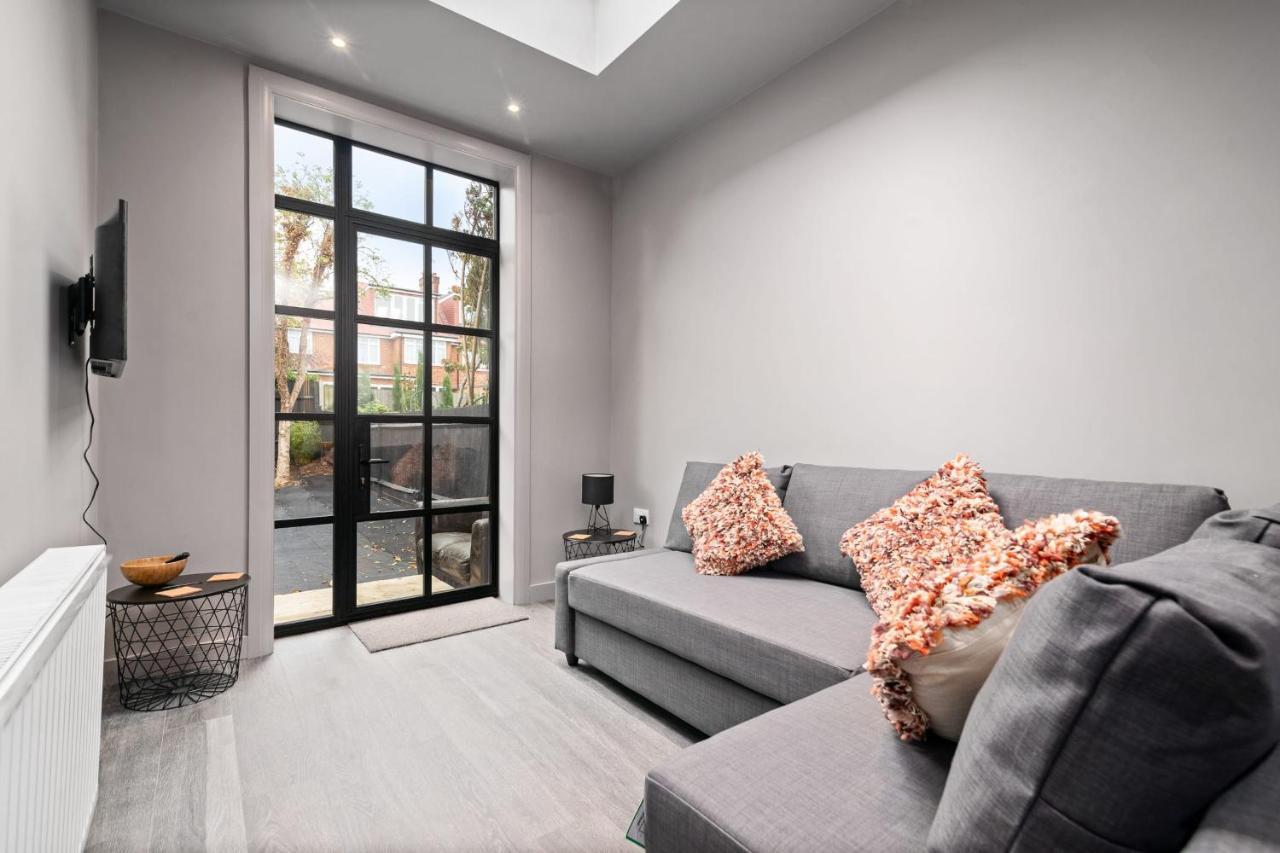 Lovely 2-Bed Apartment - Hosted By Guestready Londra Exterior foto