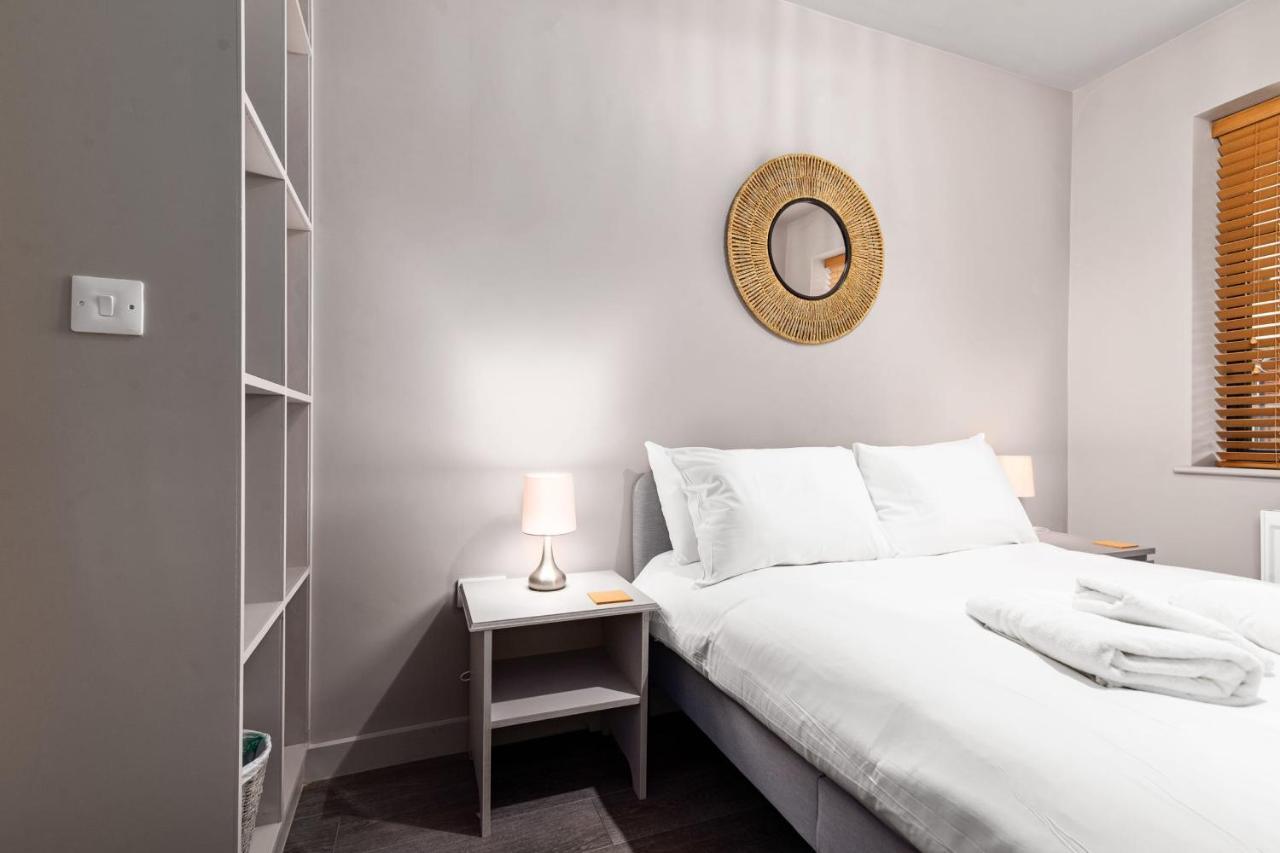 Lovely 2-Bed Apartment - Hosted By Guestready Londra Exterior foto