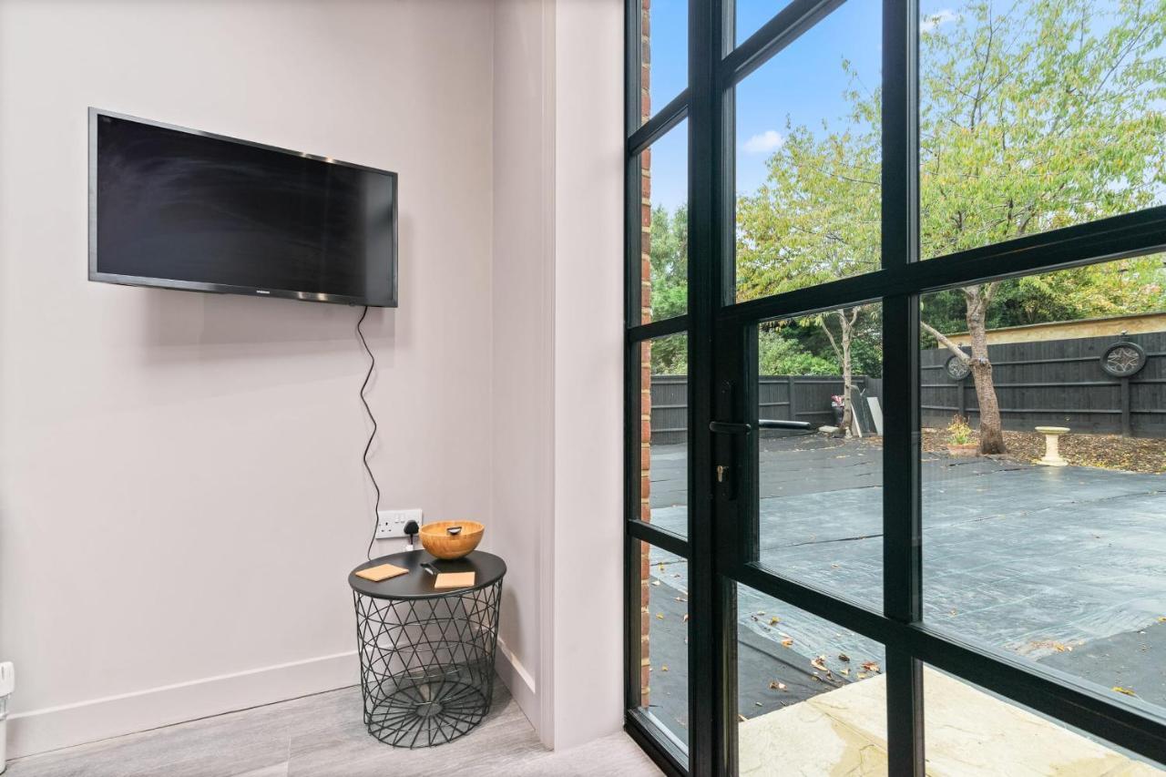 Lovely 2-Bed Apartment - Hosted By Guestready Londra Exterior foto
